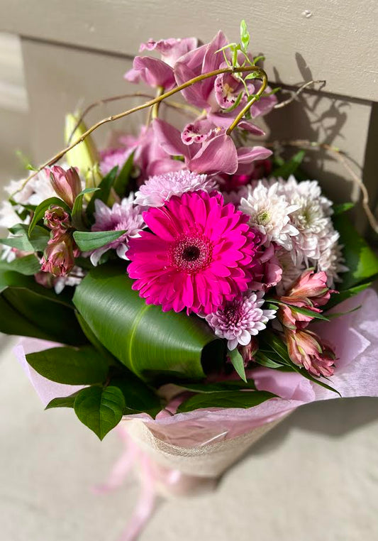 Hand Tied Bouquet | B18