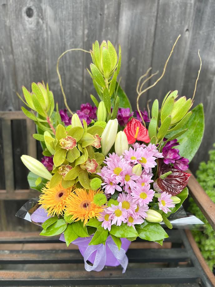 Seasonal Arrangement | A21