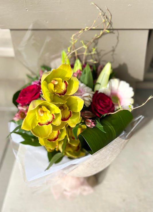 Hand Tied Bouquet | B17