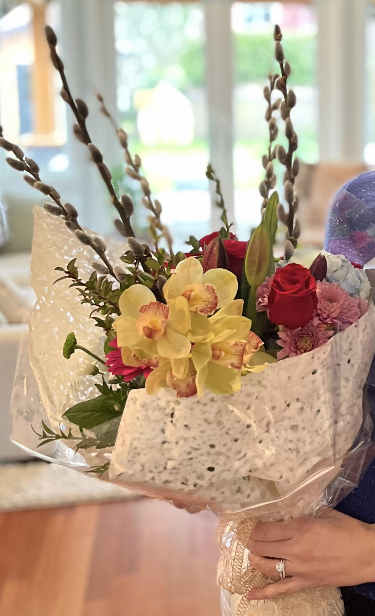 Seasonal Hand Tied Bouquet | B01